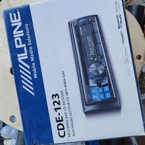 Alpine audio car deck